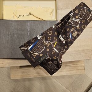 Louis Vuitton Multicolor Patterned Scarf